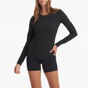 Vuori Long-Sleeve Lux Crew